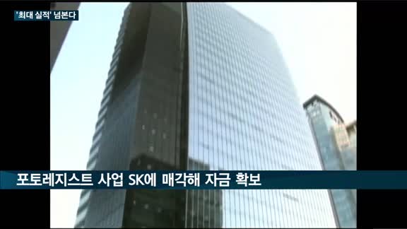 '50돌' 맞는 금호석화 박찬구 회장 '집중과 선택' 제대로 통했다…사상 최대 실적 잔치에 직원에게 '통큰 ...